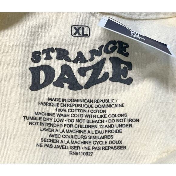 Strange Daze XL Lab Dog Owner Dog Dad Mom Labrador Retriever Gift Unisex T-Shirt - Picture 6 of 6